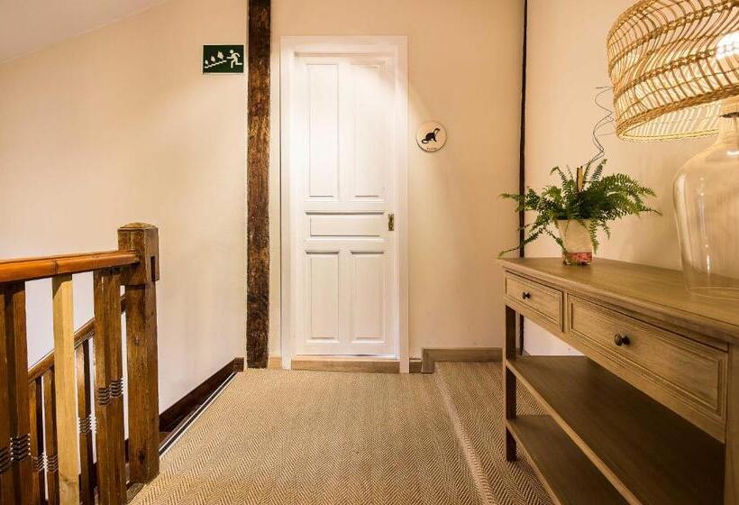 家庭间, Hostal Lierganes Fluviarium Rooms