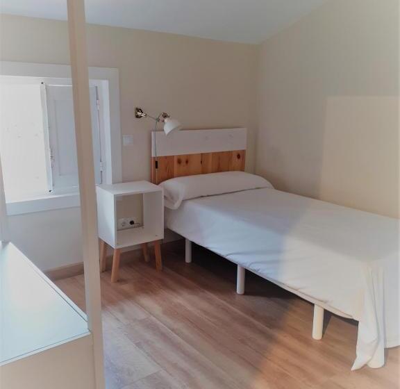 Семейный Номер, Hostal Lierganes Fluviarium Rooms