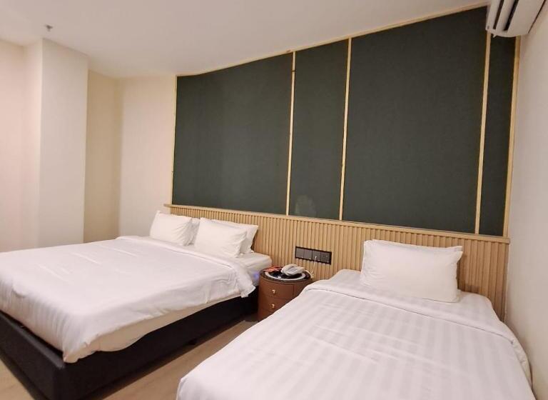 Номер Стандарт Трехместный, Urban Inn Alor Setar