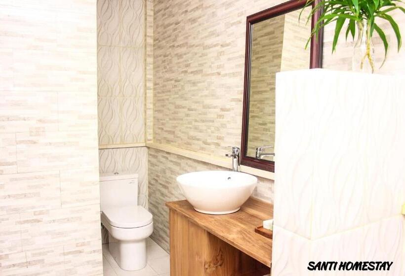 Номер Deluxe Кровать Кинг, Santi Homestay