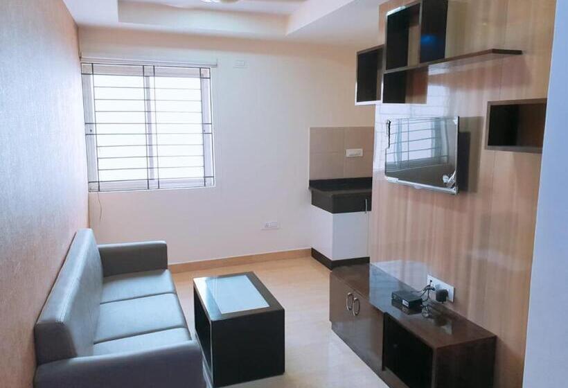 家庭工作室, Abm Express Inn