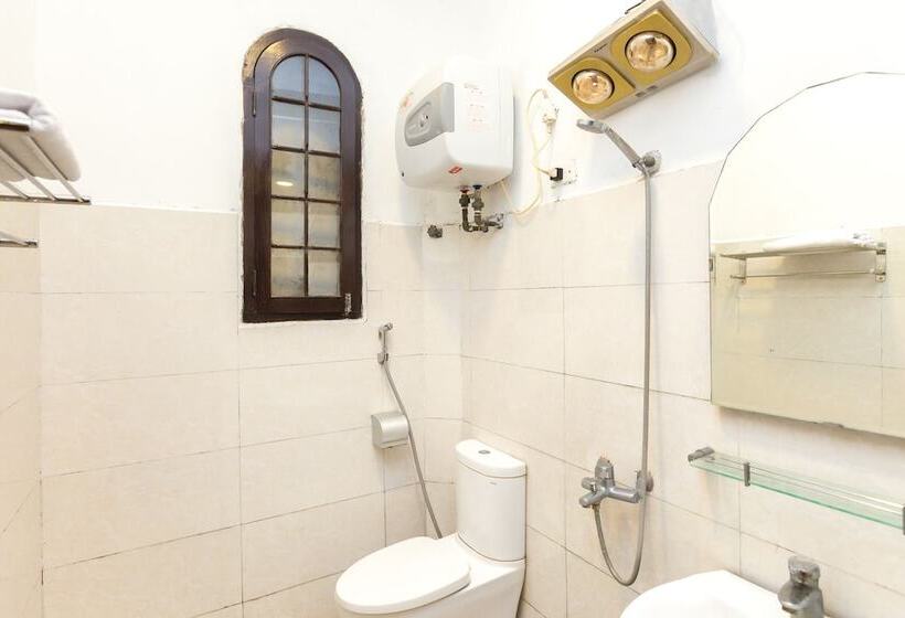اتاق استاندارد, Chikoo Homestay Spot On