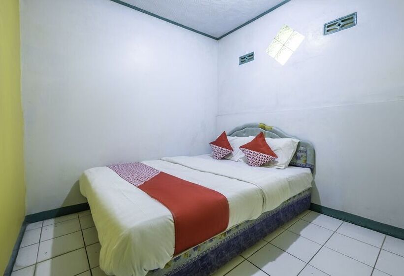 Семейный Номер, Oyo 2141 Pondok Pulo Sari 2