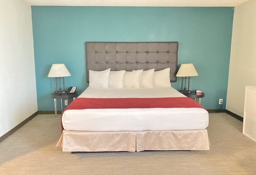 스위트, Redac Gateway Hotel Torrance