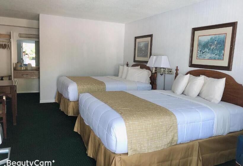 Номер Стандарт, Travelodge By Wyndham Cape Cod Area