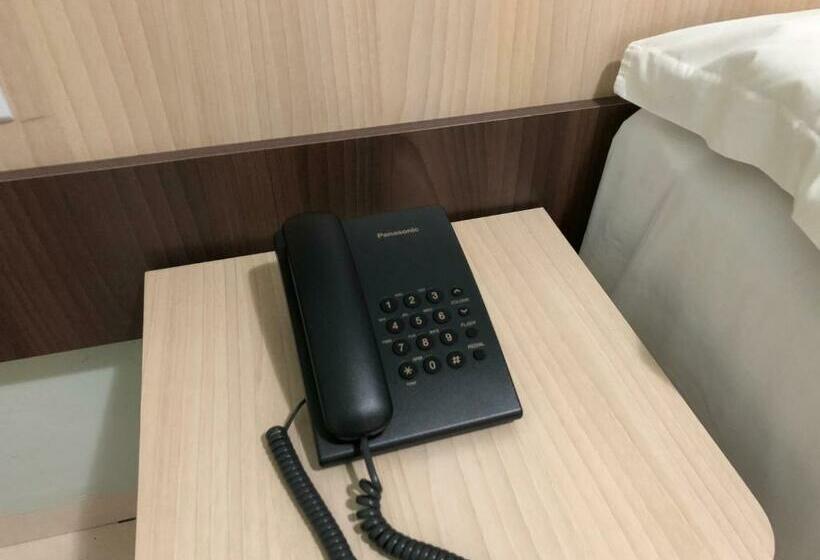트리플 클래식 룸, Palace Hotel Guaíra