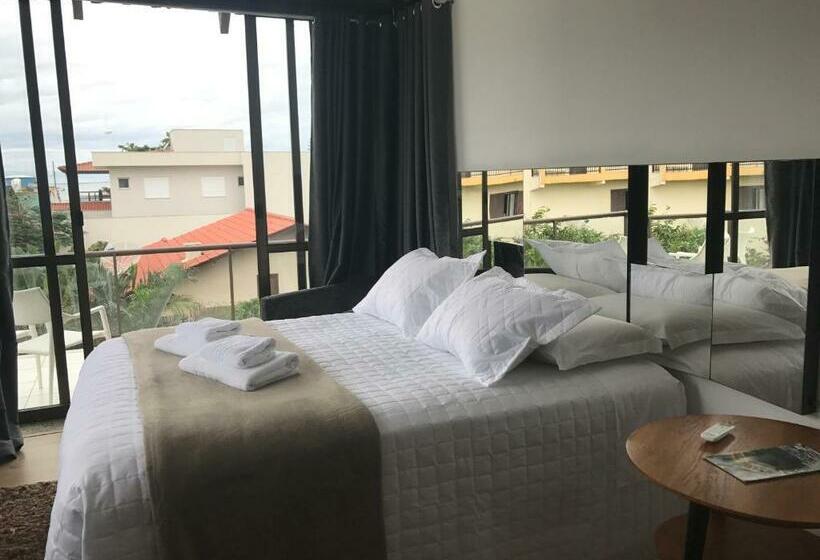 발코니가 있는 스위트, Pousada Casa Da Praia