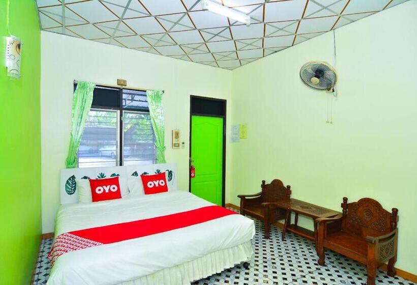 Номер Стандарт, Pattaraporn Hotel By Oyo Rooms