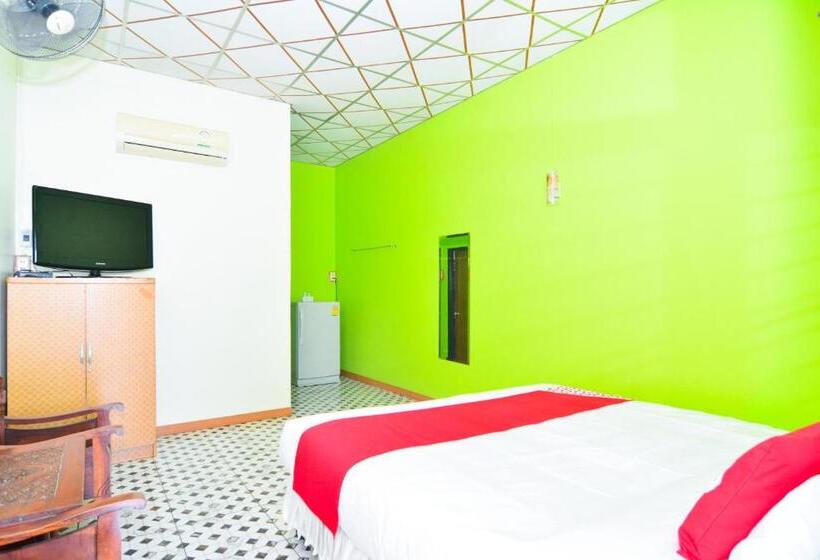 Номер Economy, Pattaraporn Hotel By Oyo Rooms