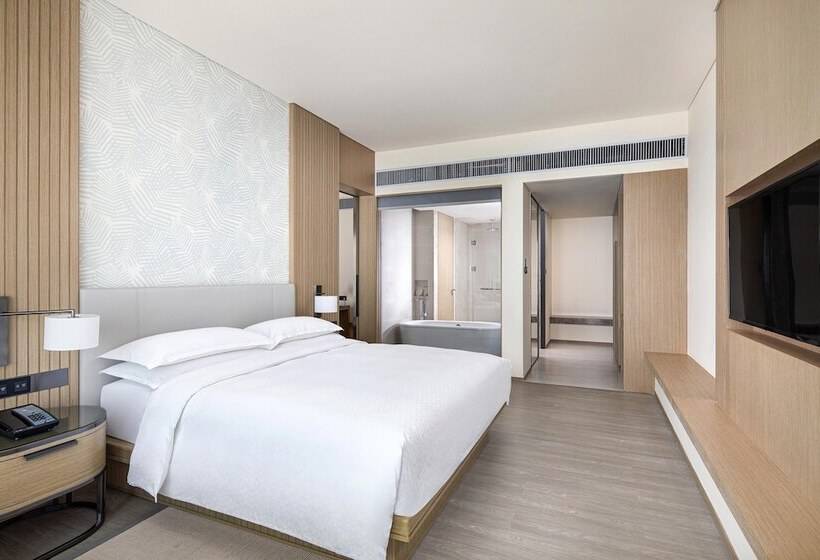 스탠다드 룸 더블 침대, Four Points By Sheraton Wuchuan, Loong Bay
