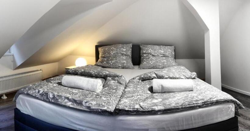 Family Suite, Kotva