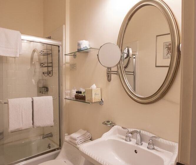 StandaardKamer, Washington Square Inn