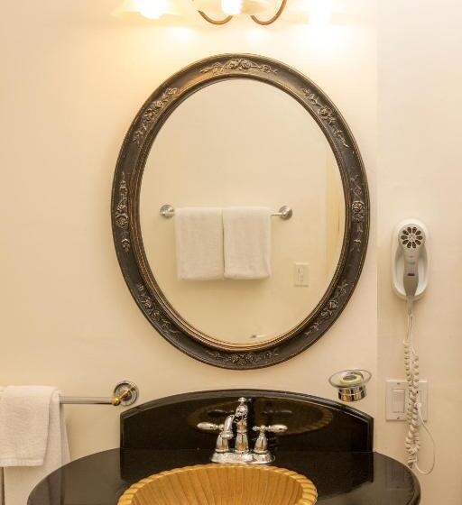 Superior Kamer met Kingsize Bed, Washington Square Inn