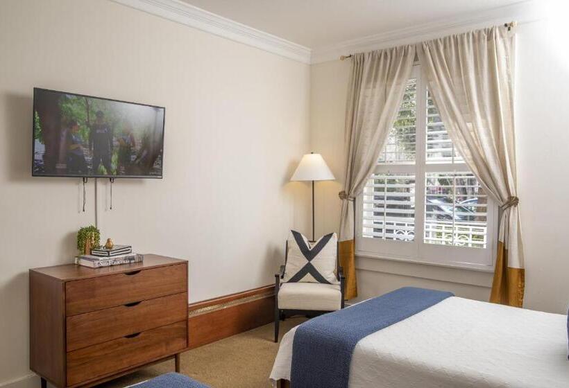 Standaard Driepersoonskamer, Washington Square Inn