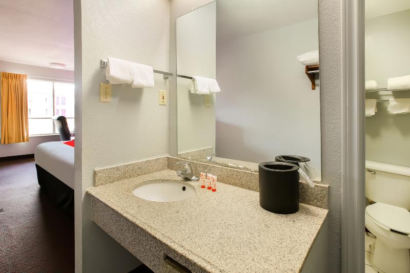 Стандартный Номер Кровать Кинг, OYO Hotel Texarkana North Heights AR Hwy I-30