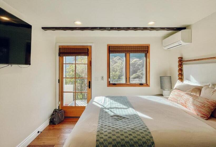 标准间, Zane Grey Pueblo