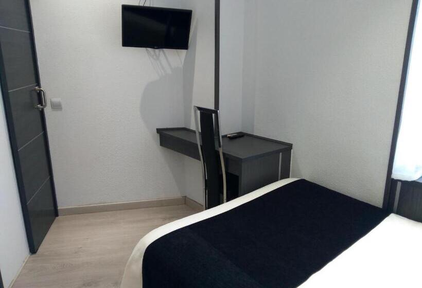 Номер Стандарт Индивидуальный, Hostal Doña Isabel
