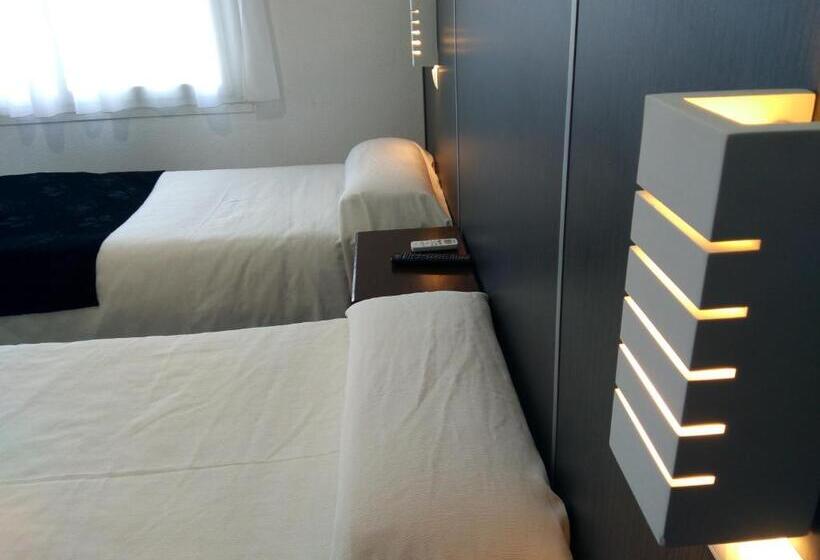 Номер Стандарт, Hostal Doña Isabel