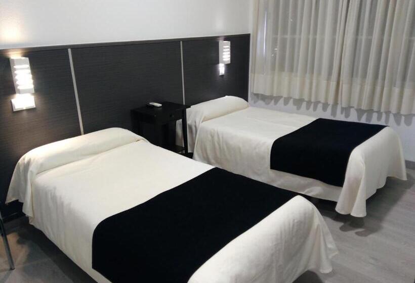 Номер Стандарт, Hostal Doña Isabel