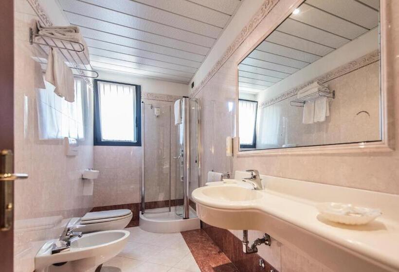 Номер Комфорт, Admiral Hotel Villa Erme