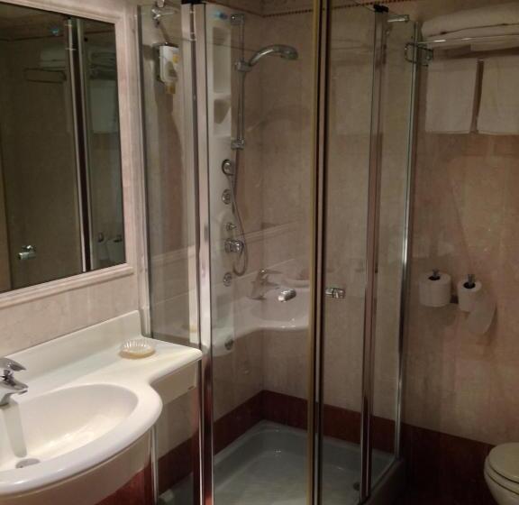 Трехместный Номер Комфорт, Admiral Hotel Villa Erme