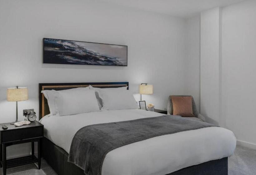 Номер Deluxe Вид на Сад, Lonsdale House Luxury Apartments