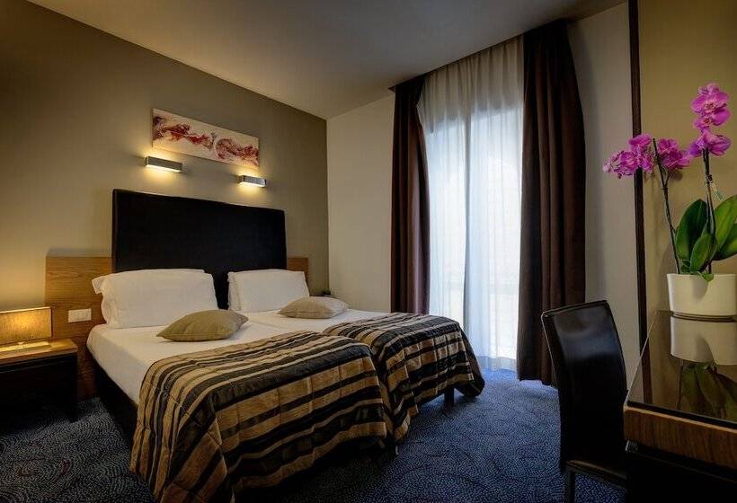 Номер Стандарт, Rinascimento   Gruppo Trevi Hotels