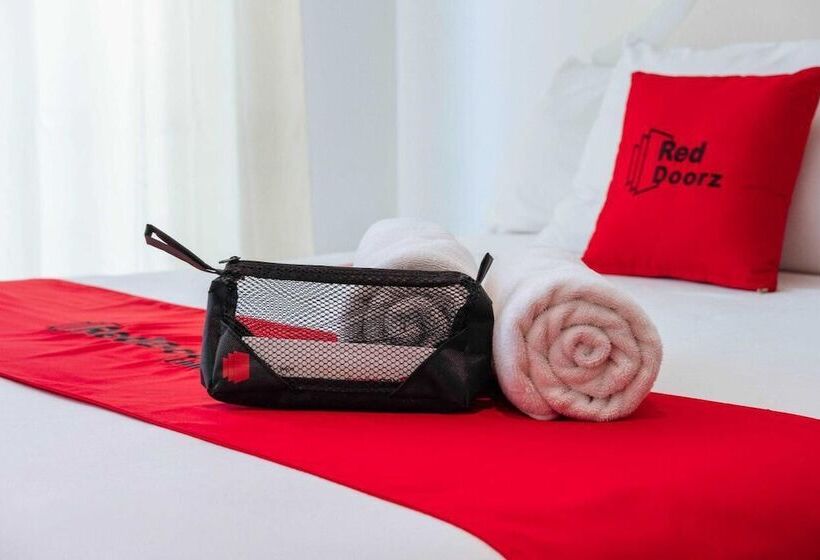 اتاق استاندارد سه نفره, Reddoorz Near Baclay Drive Super Metro