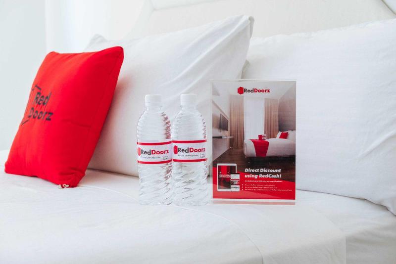 اتاق استاندارد سه نفره, Reddoorz Near Baclay Drive Super Metro