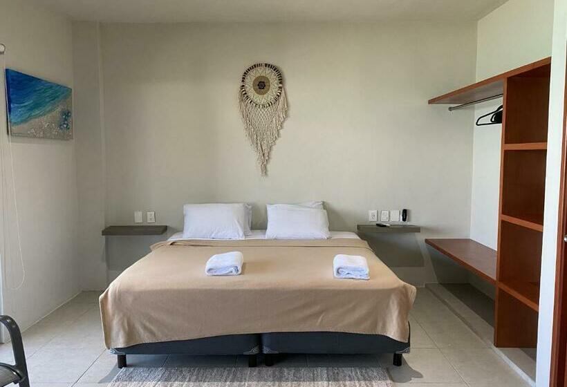 غرفة قياسية سرير كينج, Cuxos Hotel Beachfront