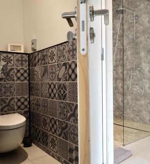 Стандартный Номер Кровать Кинг, Domaine Des Pierres Blanches   B&b