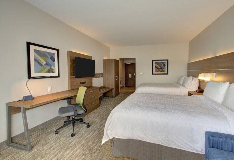 带2个双人床的标准工作室, Holiday Inn Express & Suites Charlotte Southwest, An Ihg