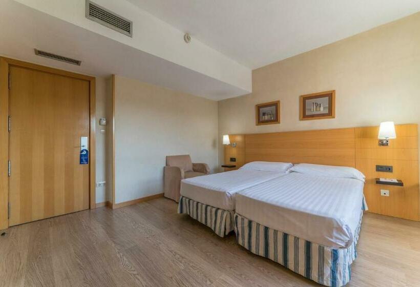 Habitación Estándar, Infanta Mercedes
