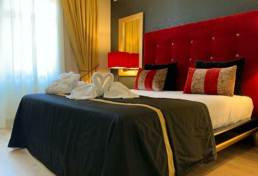اتاق سوپریور, Veneza