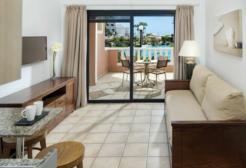 Апартаменты 1 Спальня Вид на Бассейн, Sol Sun Beach Apartamentos