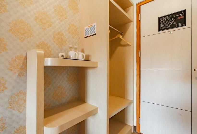 Номер Стандарт, Reddoorz Premium Near Bandung Station