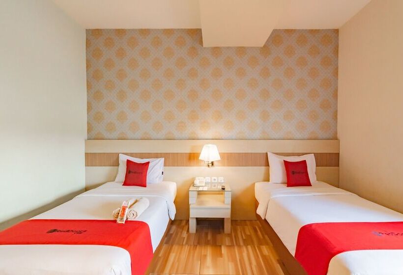 Номер Стандарт, Reddoorz Premium Near Bandung Station