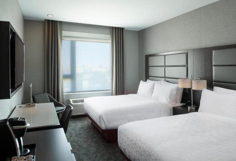 장애인을 위한 스탠다드 룸, Holiday Inn Express   Boston Logan Airport   Revere, An Ihg