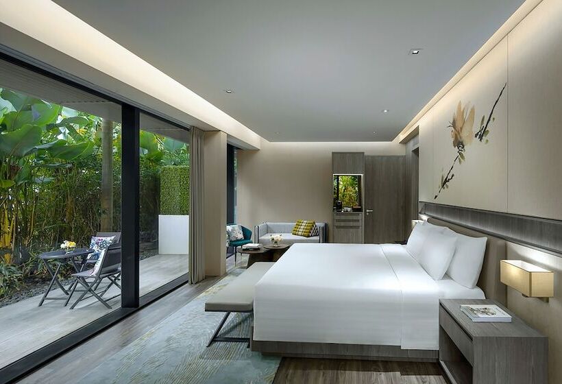 سوییت پرستیژ, Dusit Thani Laguna Singapore