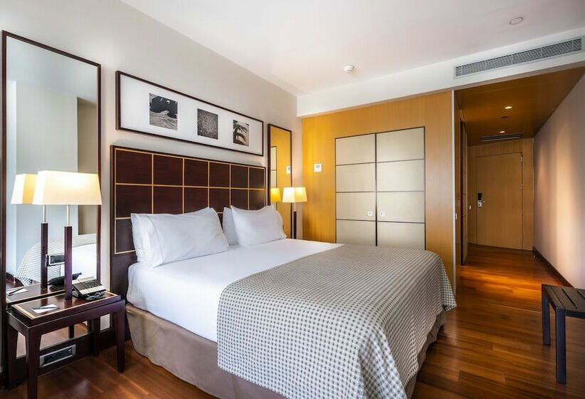 Номер Премиум, Eurostars Grand Marina Hotel Gl