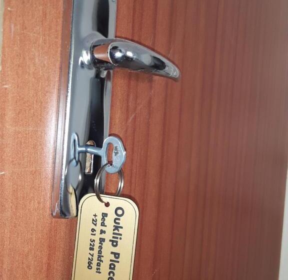 풀장 전망 스위트, Ouklip Place Hotels