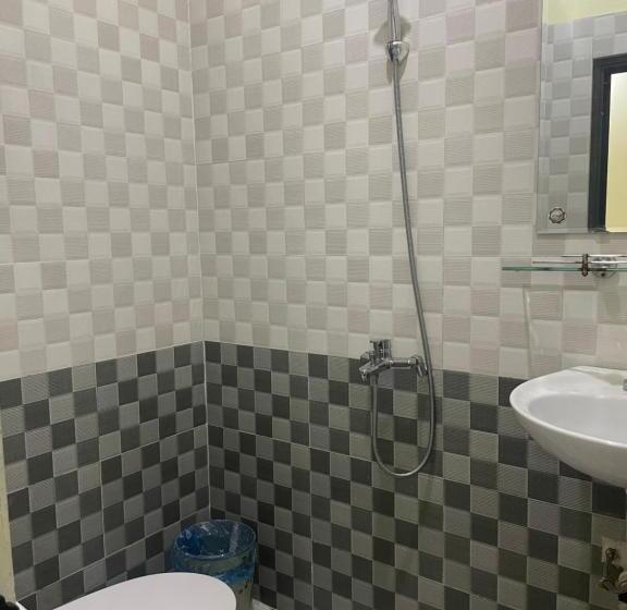 اتاق اکونومی, Tuongmai Home