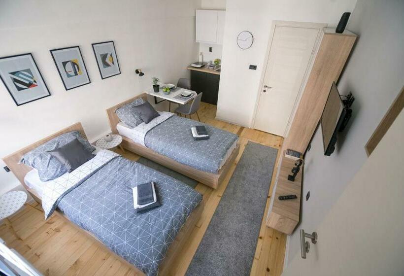 اتاق استاندارد, Sunrise Apartments