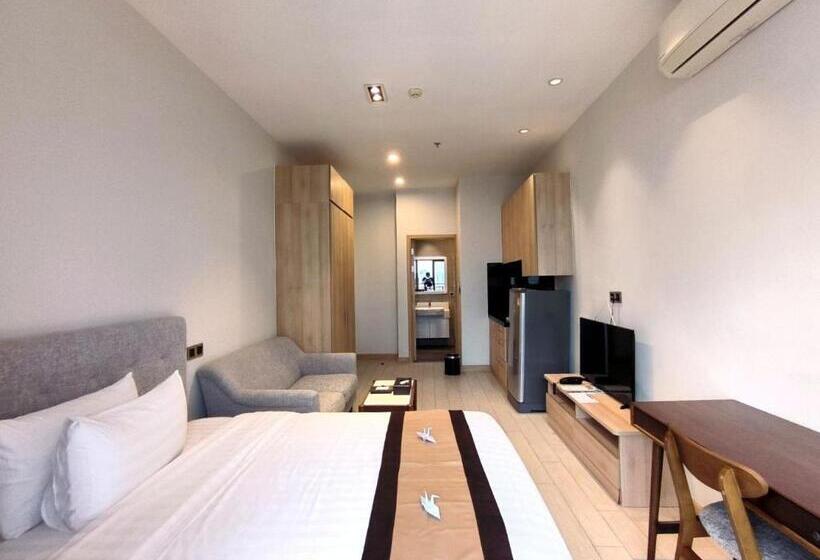 Номер Deluxe, The View Serviced Residence 豪景日式酒店公寓