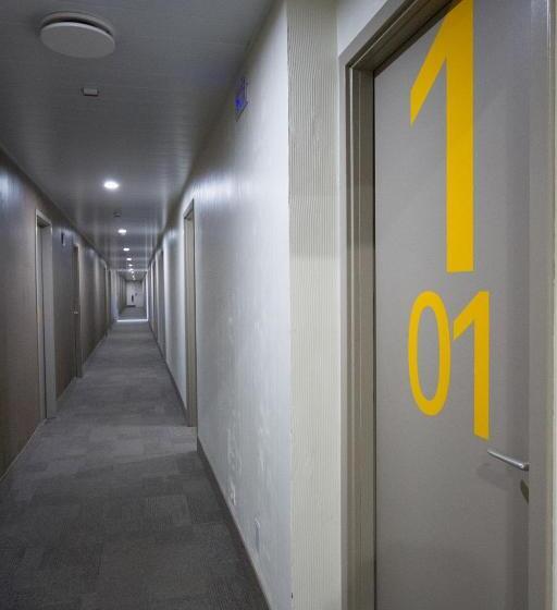 标准三人间, B&b Hotel Milano Ornato