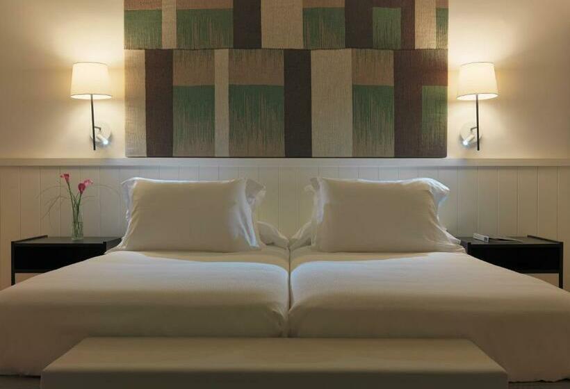 اتاق استاندارد سه نفره, H10 Casa Del Mar