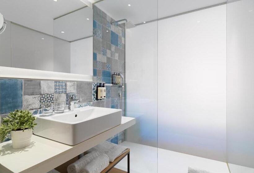 اتاق لوکس با چشم‌انداز دریا, H10 Casa Del Mar