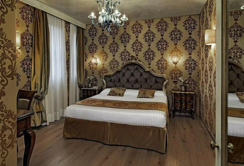 اتاق سوپریور سه تخته, Tre Archi