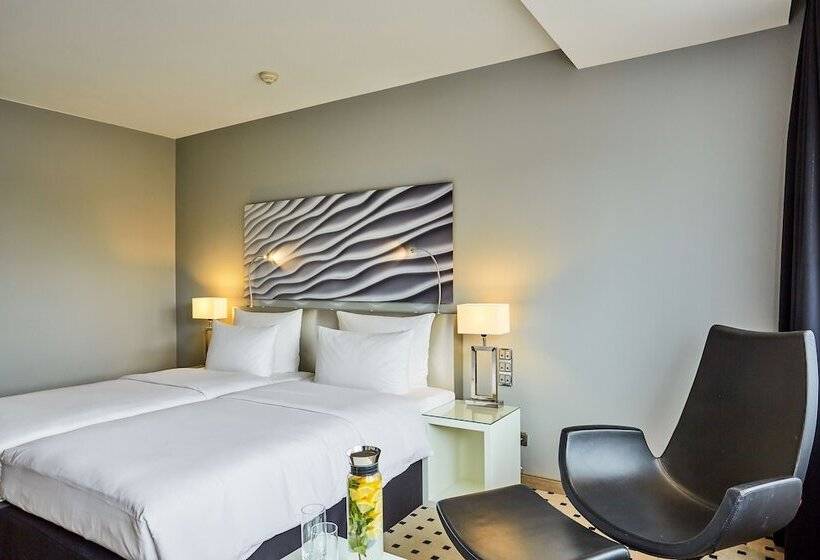 Номер Superior, Radisson Blu Conference Hotel, Düsseldorf