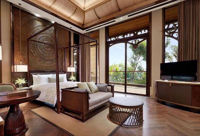 Вилла 3 Спальни с Бассейном, Wanda Vista Resort Xishuangbanna